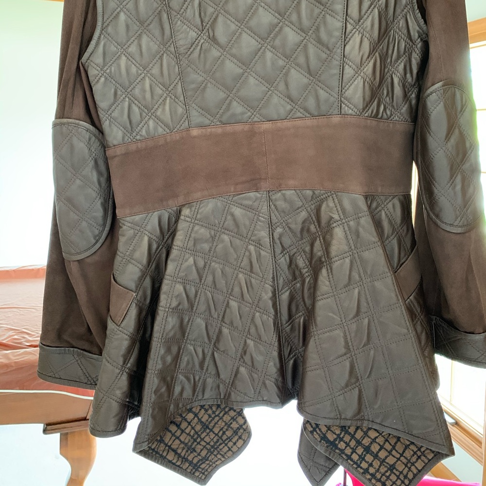 Beautiful Genuine Leather Jacket - Picture 2 of 5